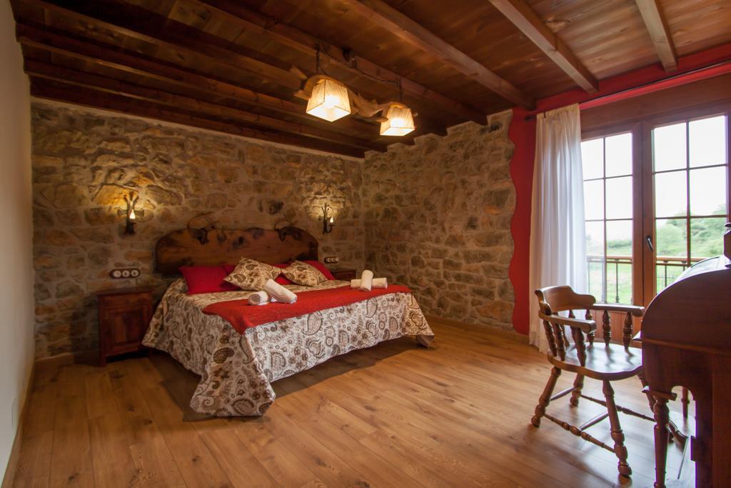 El Conventu Del Asturcon Guest House Lago  Exterior photo